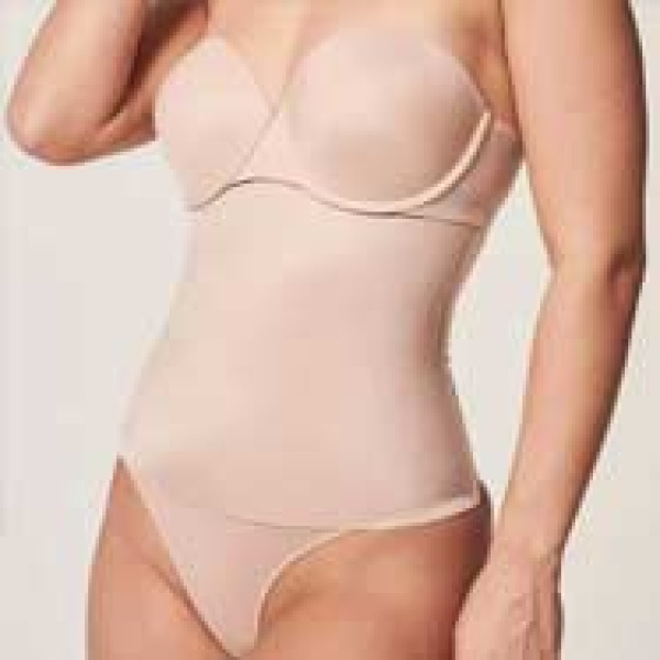 Corrigerend ondergoed buik