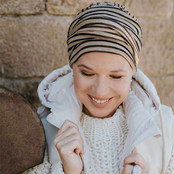 Hoofdbedekking bij haarverslies 1904 Felice headwear